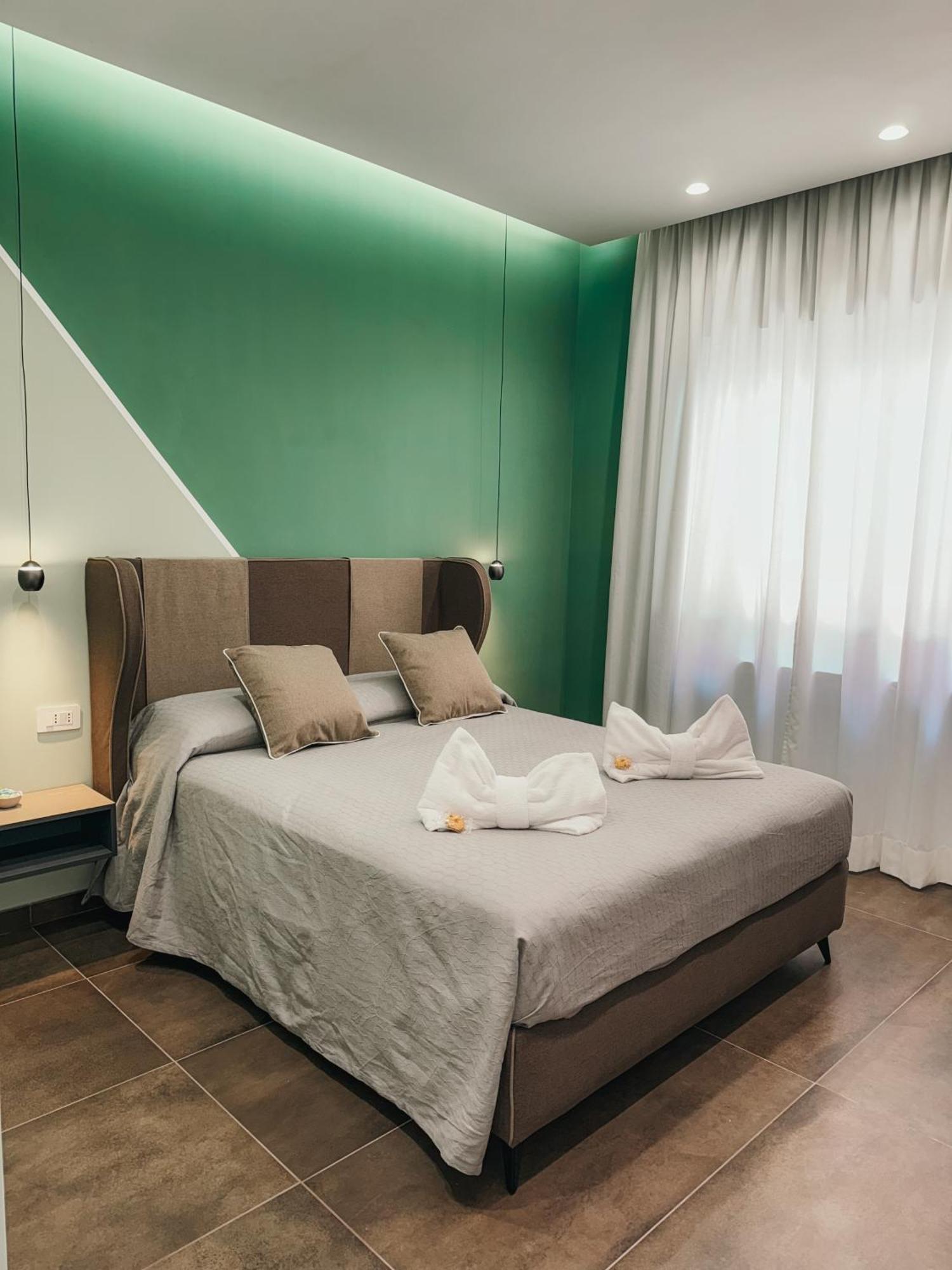 Re Lazzarone Suite Napoli Esterno foto