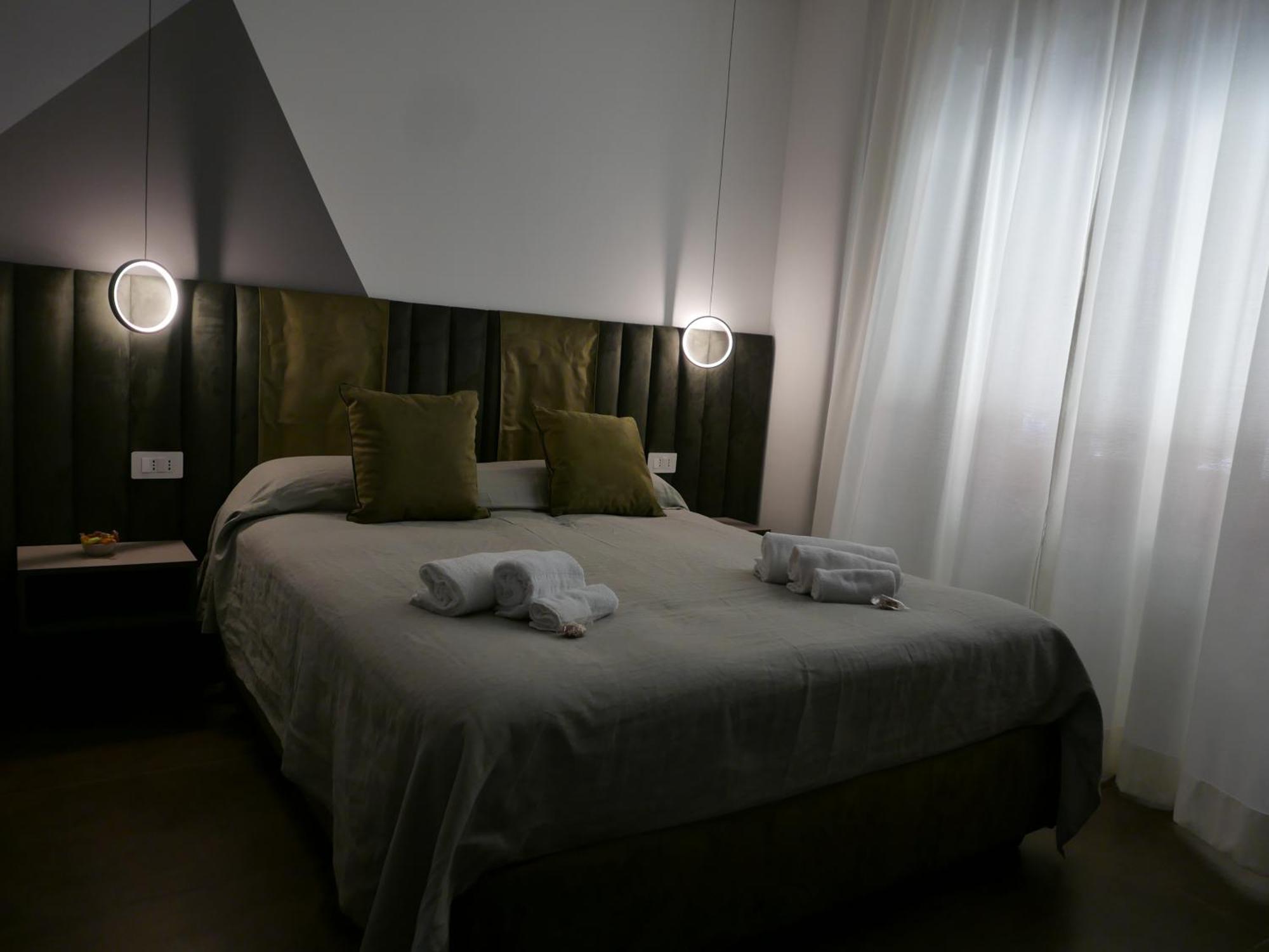 Re Lazzarone Suite Napoli Esterno foto